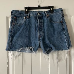 Levi’s Shorts 501 Size 34 Waist